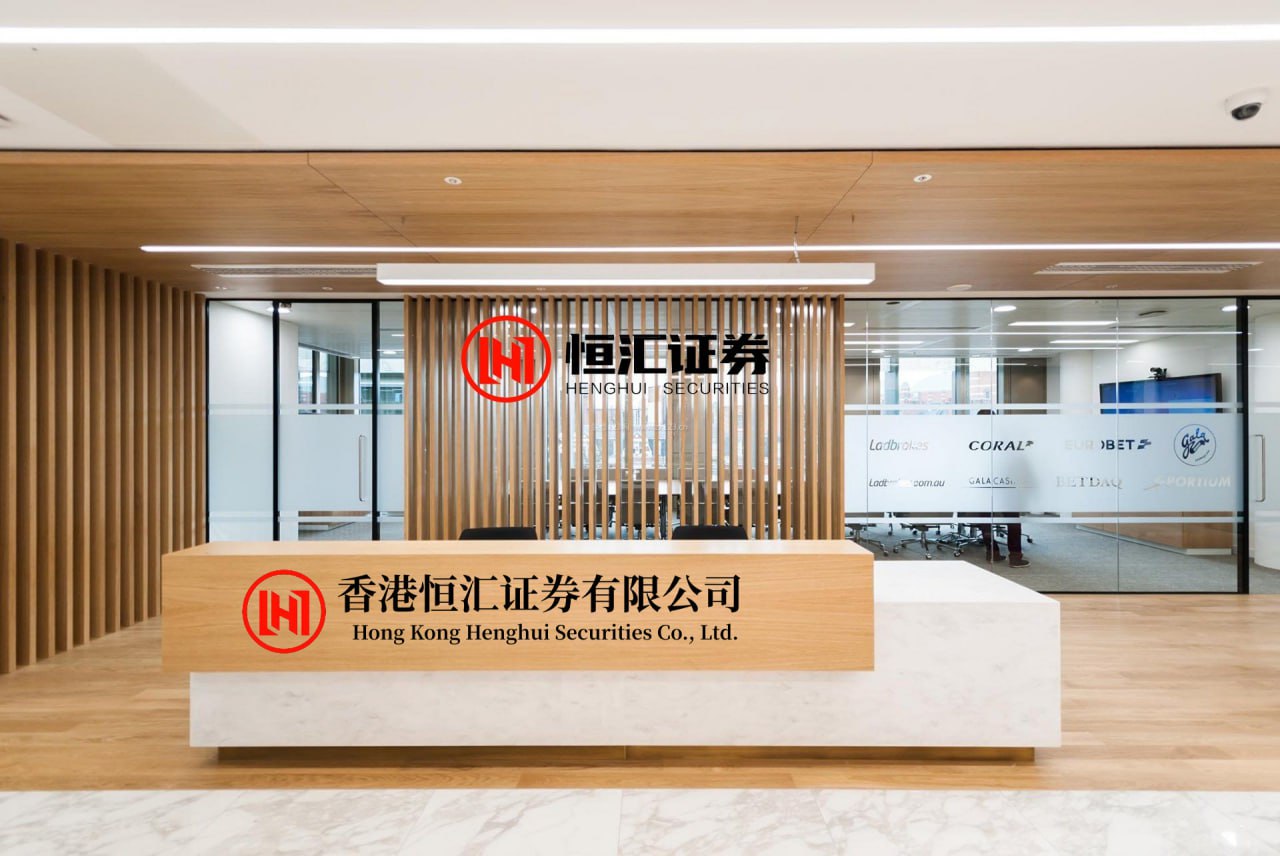 天美配资 陈若琳调侃全妹大学要不要谈场校园恋？全红婵反应太逗，笑翻全场